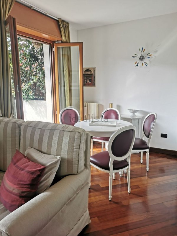 appartamento in affitto a Milano in zona Porta Genova