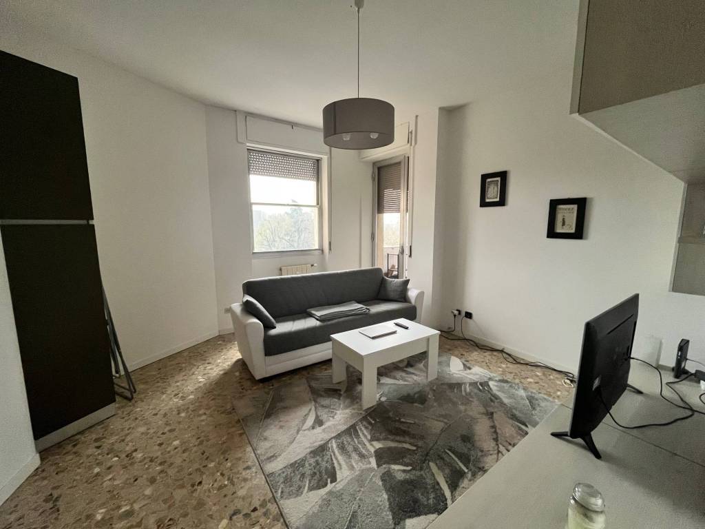 appartamento in affitto a Milano in zona Barona