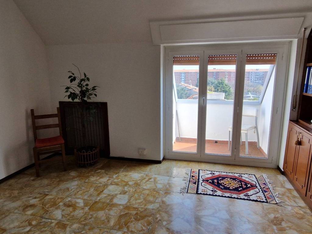 appartamento in affitto a Milano in zona Feltre