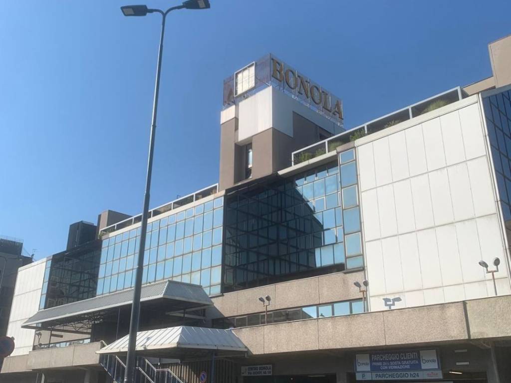 ufficio in affitto a Milano in zona Gallaratese