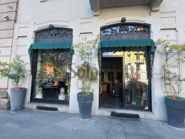 negozio in affitto a Milano