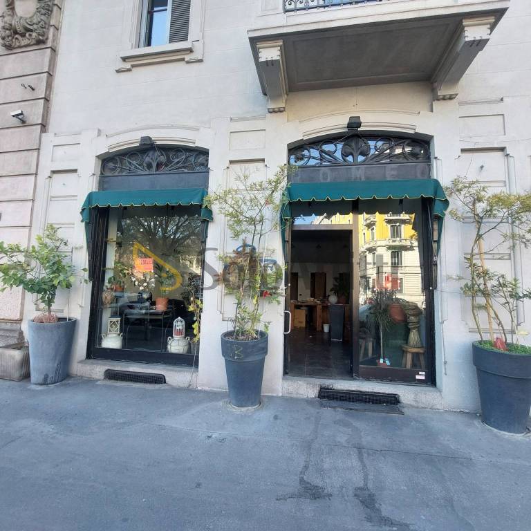 negozio in affitto a Milano