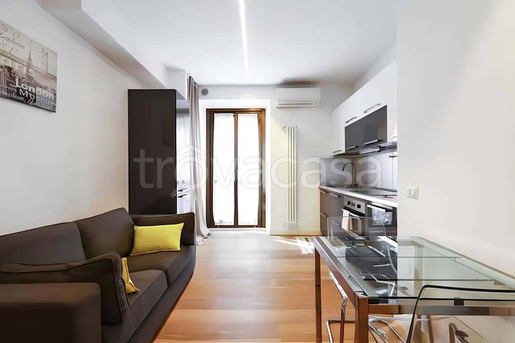 appartamento in affitto a Milano in zona Centro Direzionale