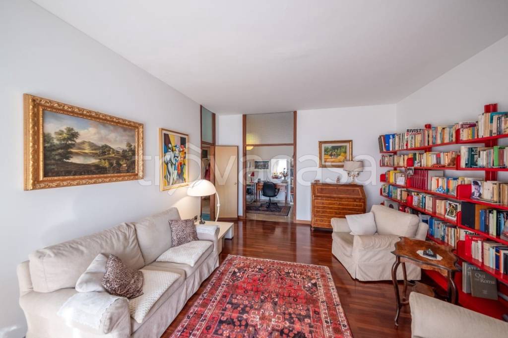 appartamento in affitto a Milano in zona Sempione