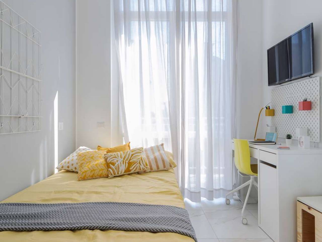 negozio in affitto a Milano in zona Bocconi