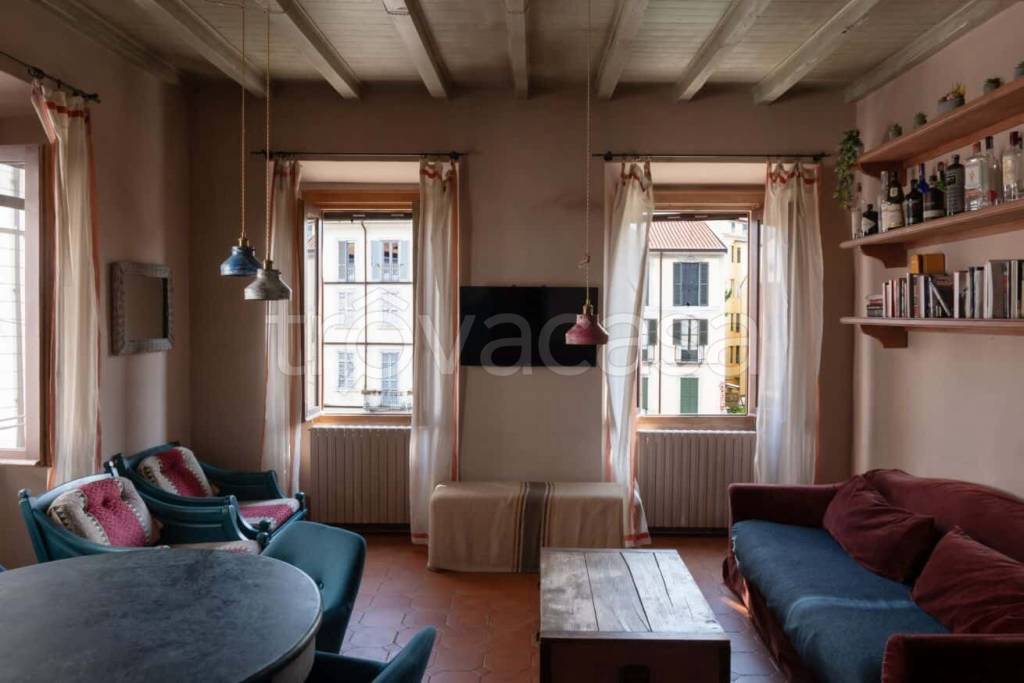 appartamento in affitto a Milano in zona Porta Genova