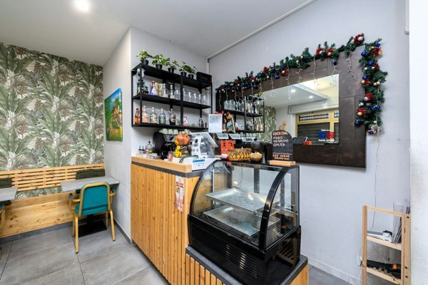 negozio in affitto a Milano in zona Lorenteggio