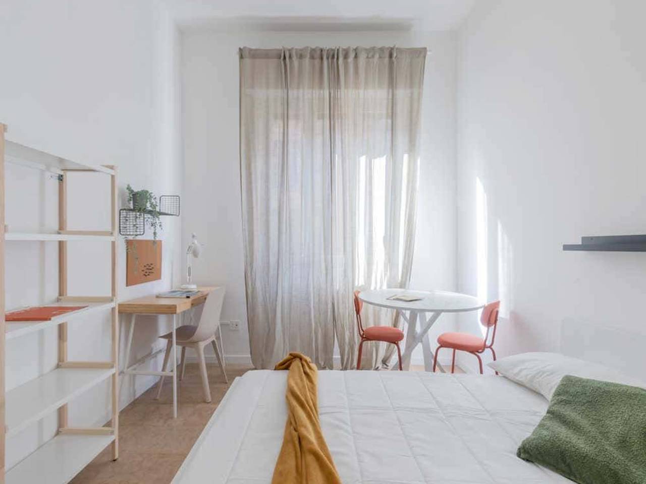 negozio in affitto a Milano in zona Affori