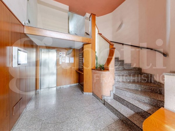 appartamento in affitto a Milano in zona Vigentino