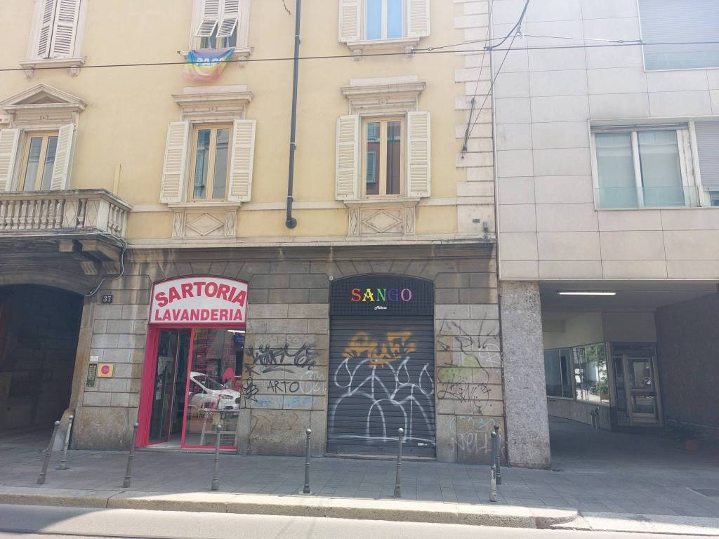 negozio in affitto a Milano