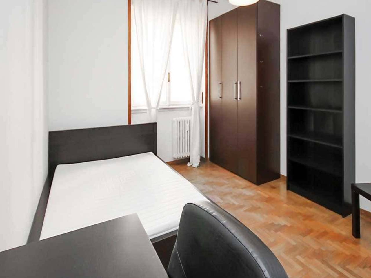 negozio in affitto a Milano in zona Città Studi