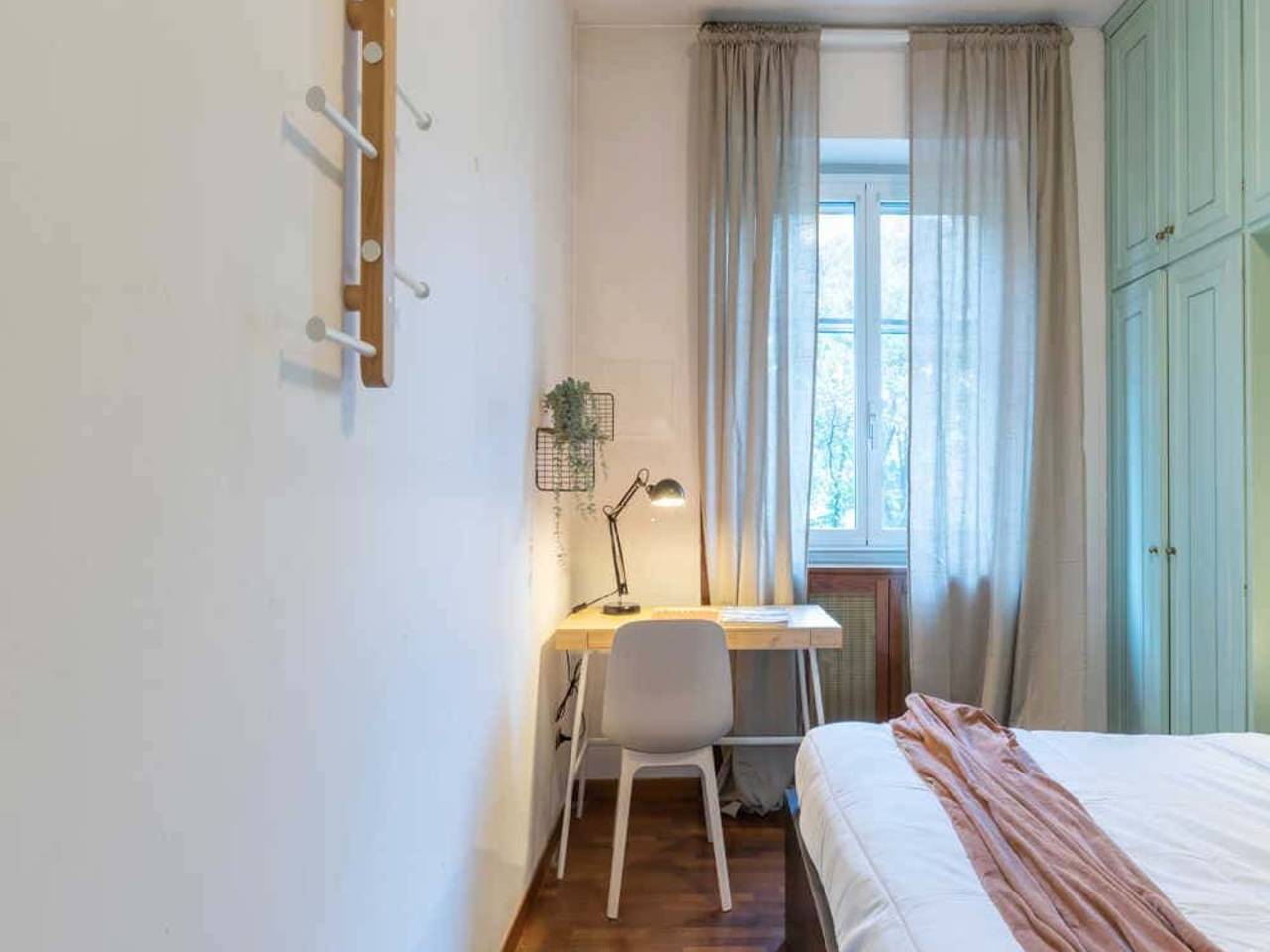 negozio in affitto a Milano in zona Bocconi