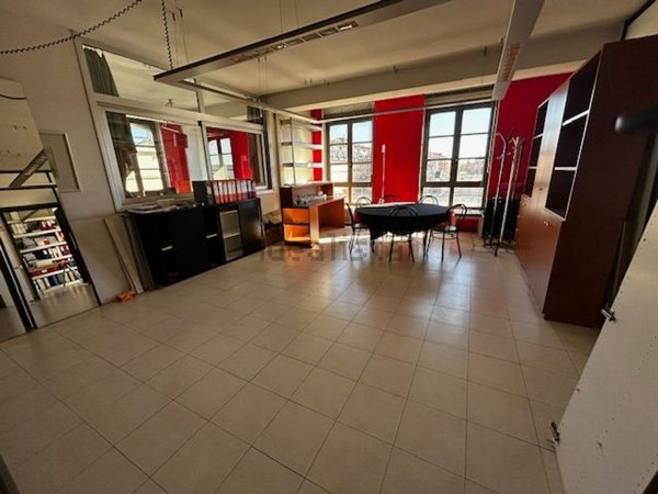 ufficio in affitto a Milano