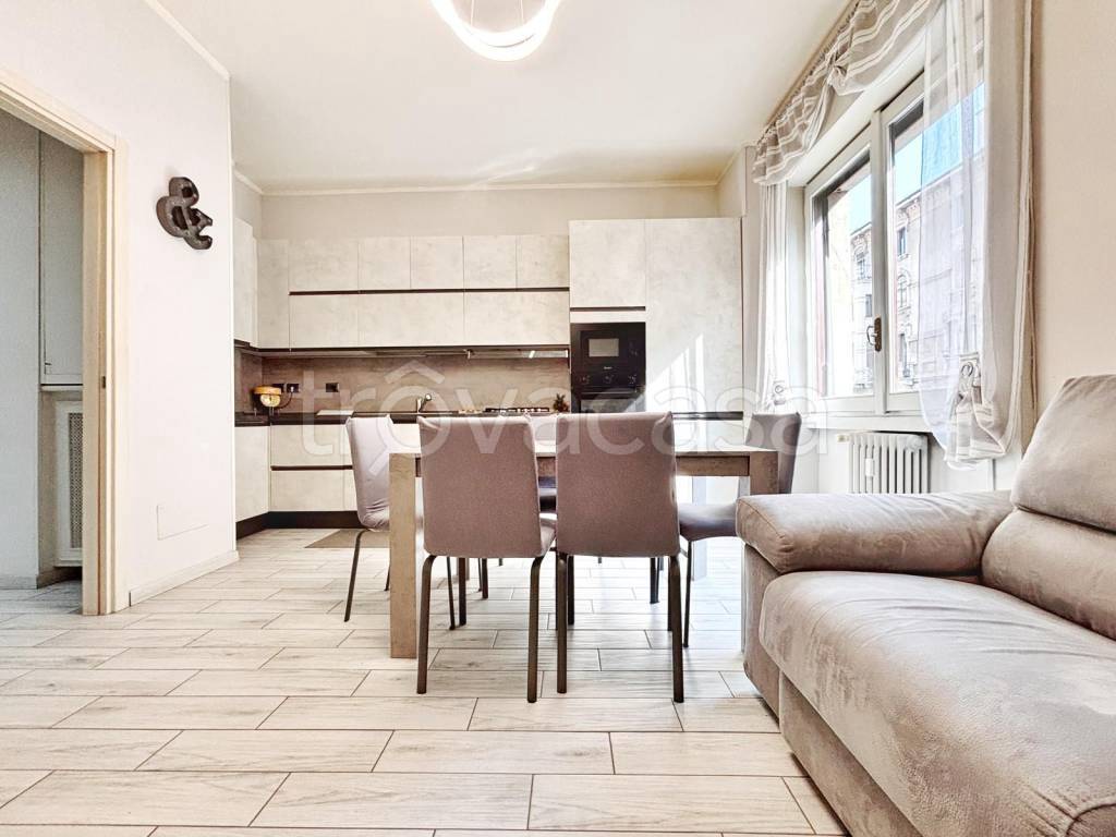 appartamento in affitto a Milano in zona Città Studi