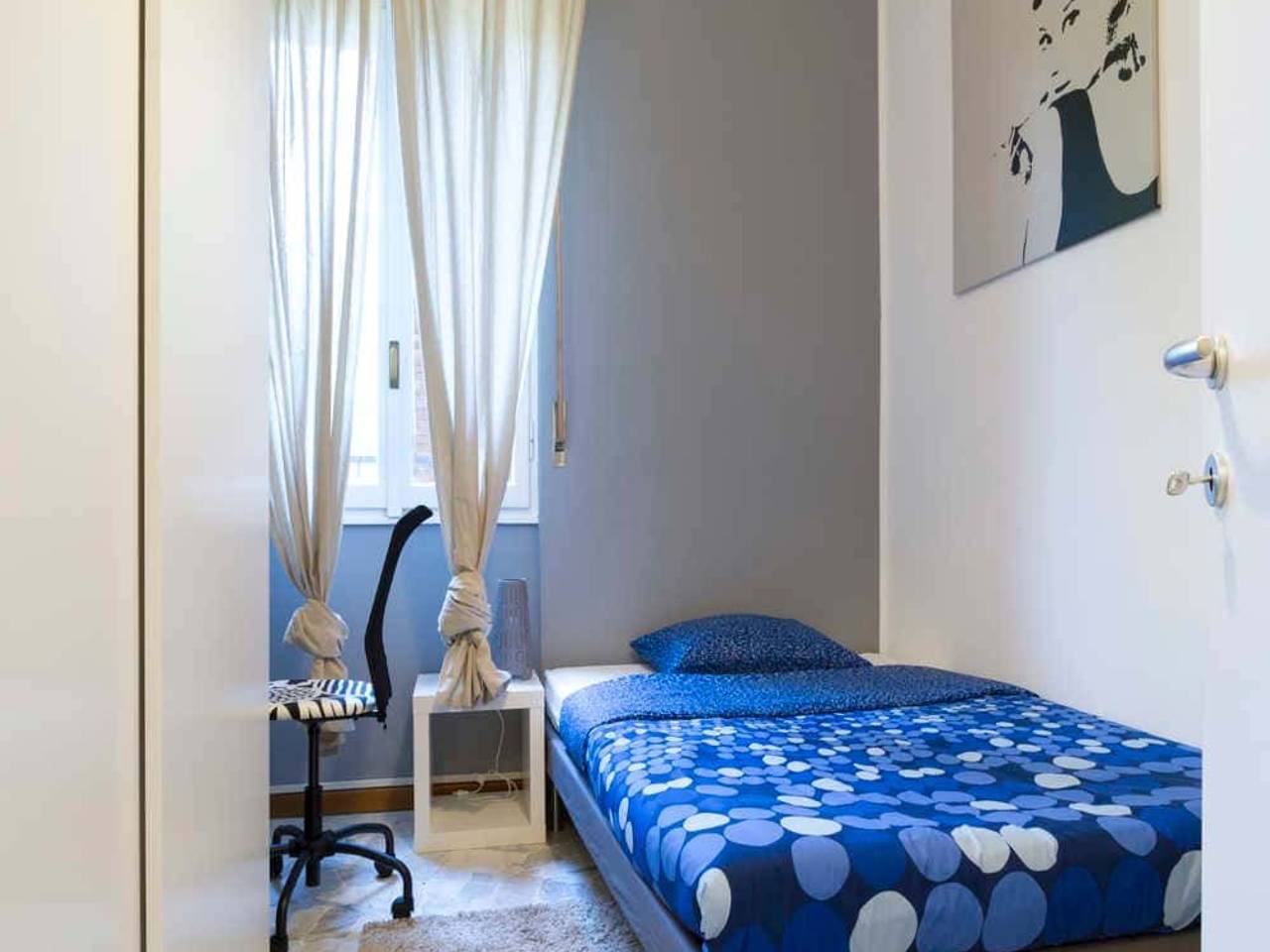 negozio in affitto a Milano in zona Lorenteggio