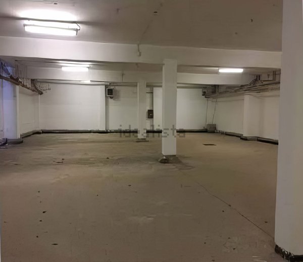 locale commerciale in affitto a Milano in zona Cinque Giornate