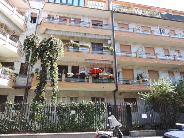 ufficio in affitto a Milano in zona Porta Romana