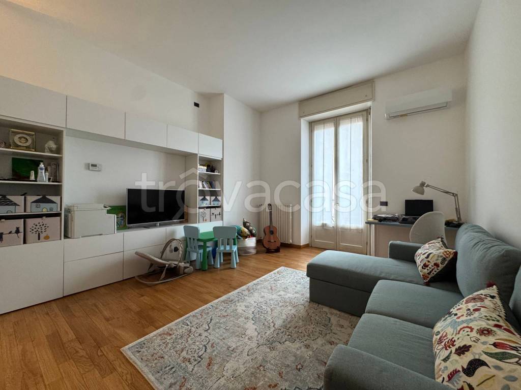 appartamento in affitto a Milano in zona Porta Romana