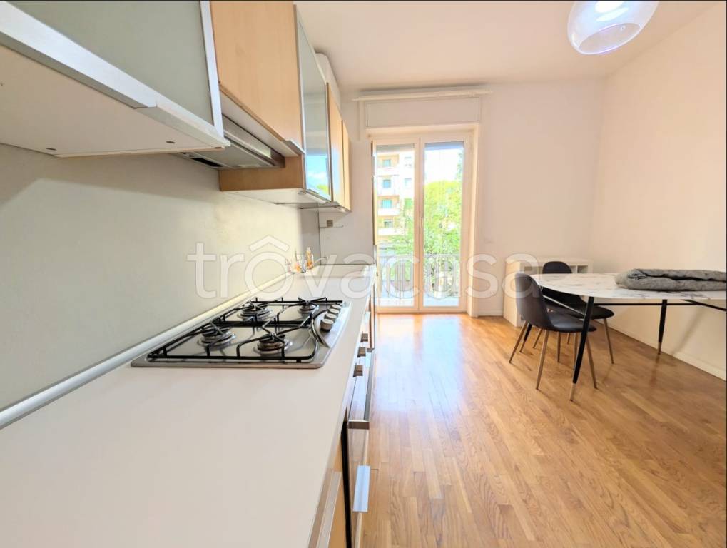 appartamento in affitto a Milano in zona Lorenteggio