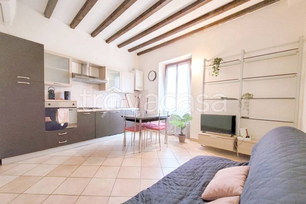 appartamento in affitto a Milano in zona Porta Romana