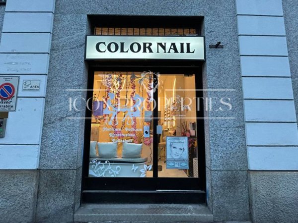 negozio in affitto a Milano in zona Porta Genova