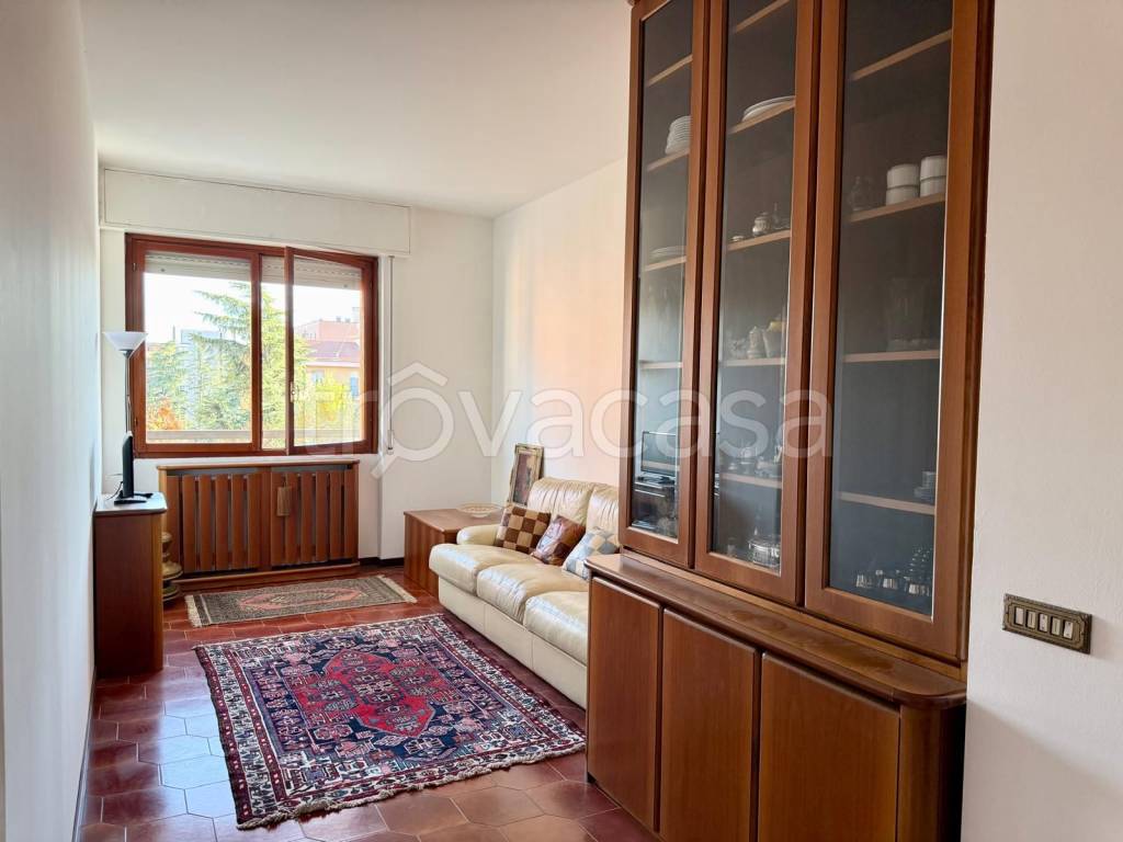 appartamento in affitto a Milano in zona Vigentino