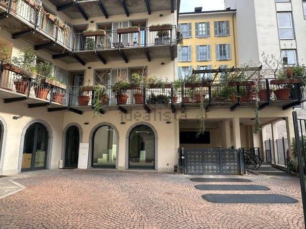 appartamento in affitto a Milano in zona Sant'Ambrogio