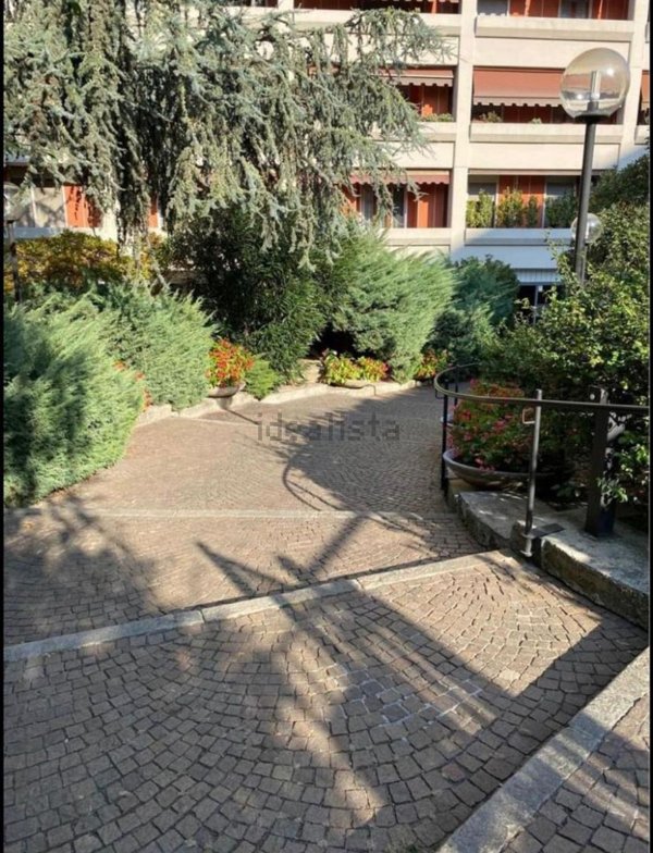 appartamento in affitto a Milano in zona Piazzale Lodi