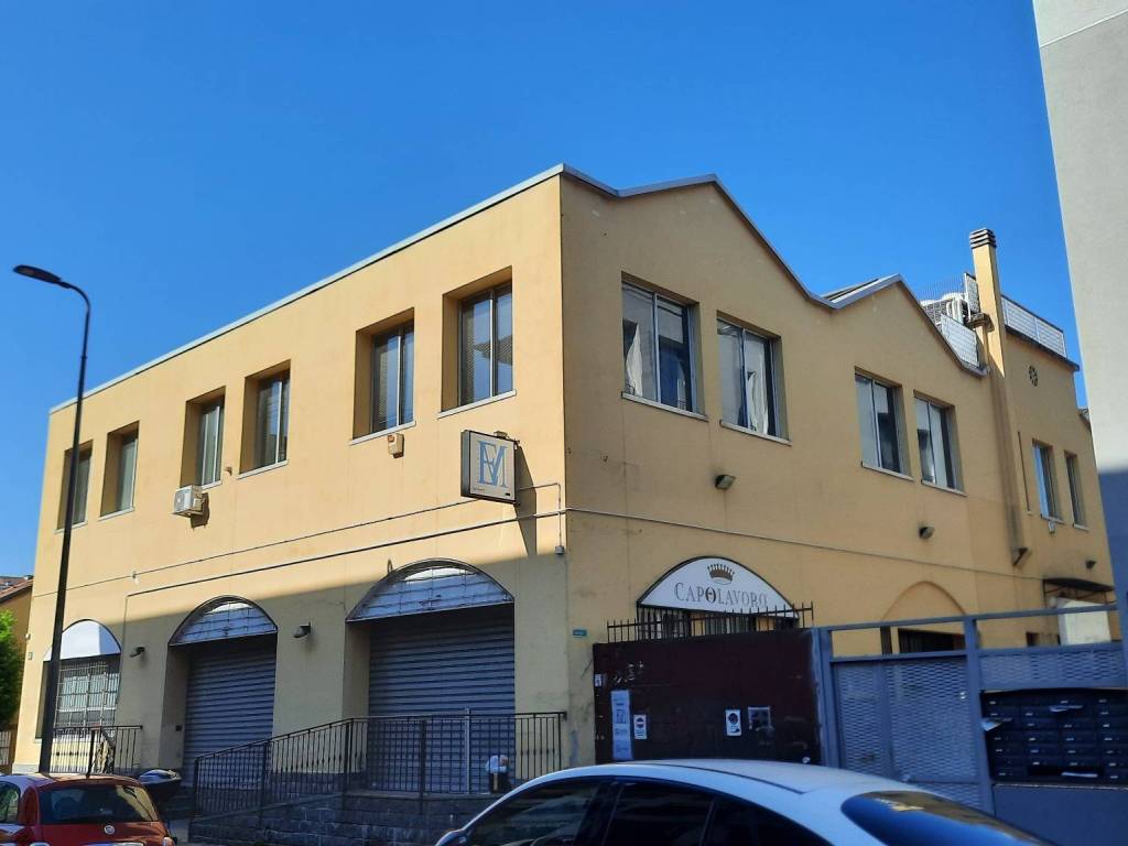 locale commerciale in affitto a Milano in zona Crescenzago