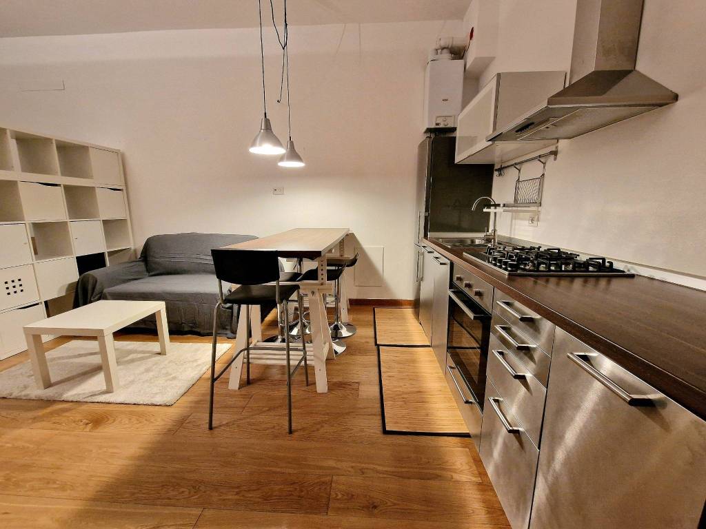 appartamento in affitto a Milano in zona Solari