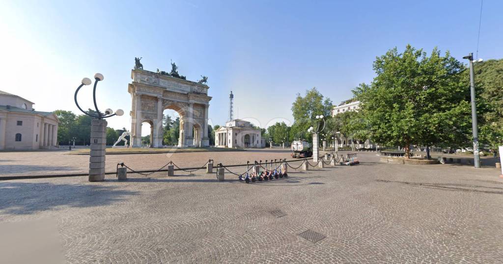 negozio in affitto a Milano in zona Sempione