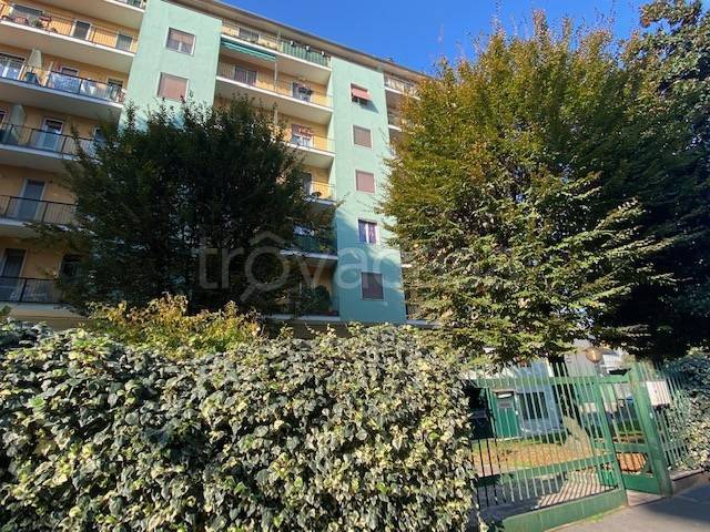 appartamento in affitto a Milano in zona Vigentino