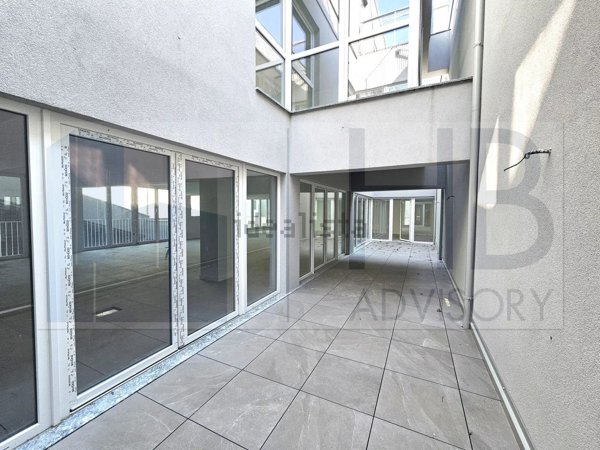 ufficio in affitto a Milano in zona Lambrate