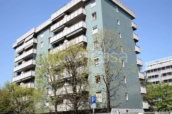 appartamento in affitto a Milano in zona Famagosta