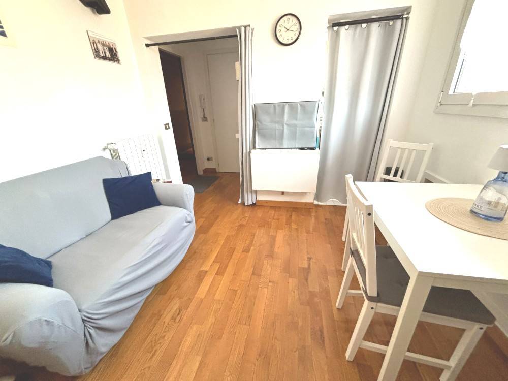 appartamento in affitto a Milano in zona Guastalla