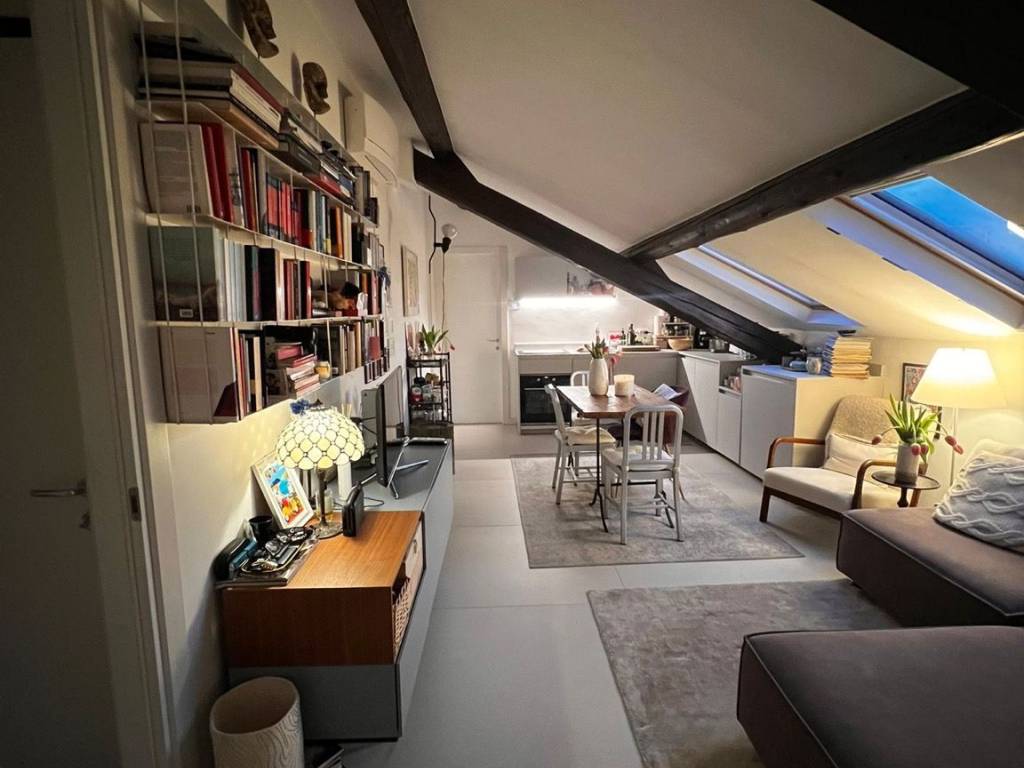 appartamento in affitto a Milano in zona Centro Direzionale