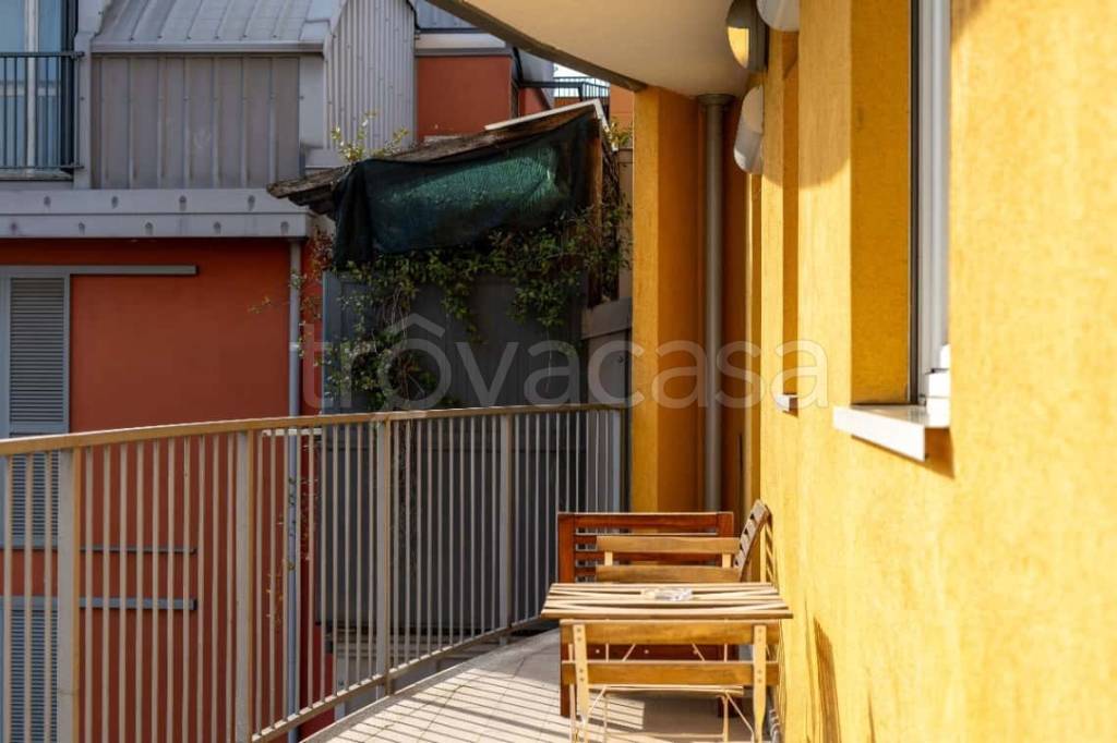 appartamento in affitto a Milano in zona Segnano