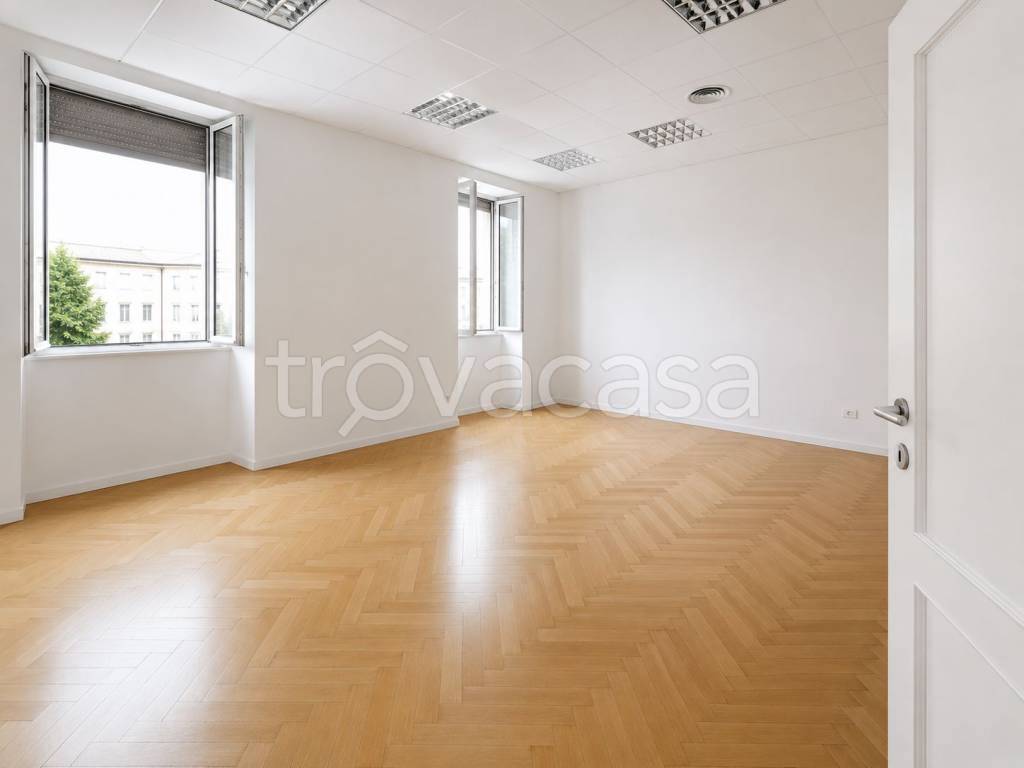 ufficio in affitto a Milano