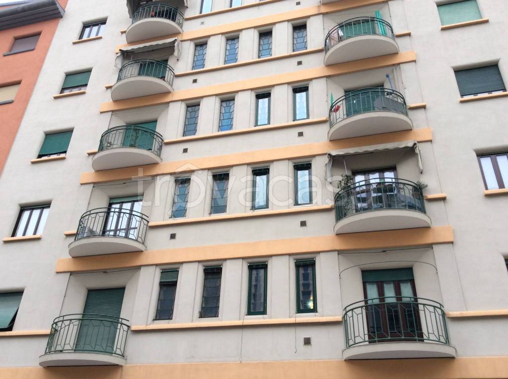 appartamento in affitto a Milano in zona Corvetto