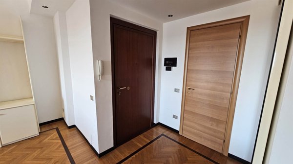 appartamento in affitto a Milano in zona Lorenteggio