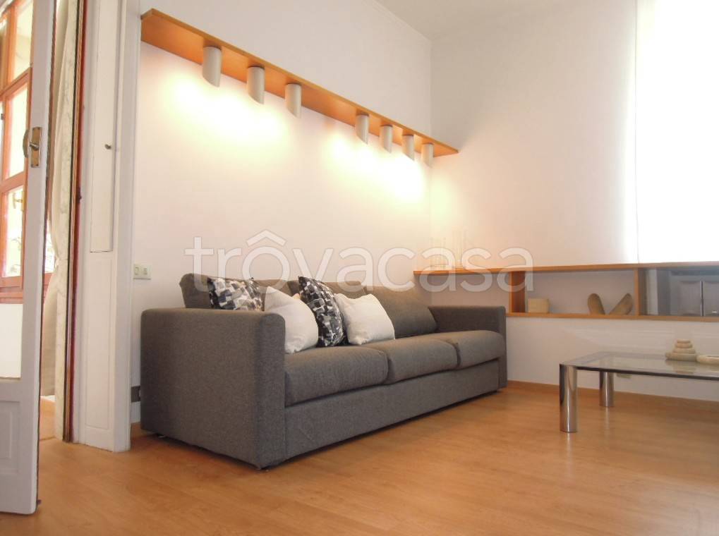 appartamento in affitto a Milano in zona Sant'Ambrogio