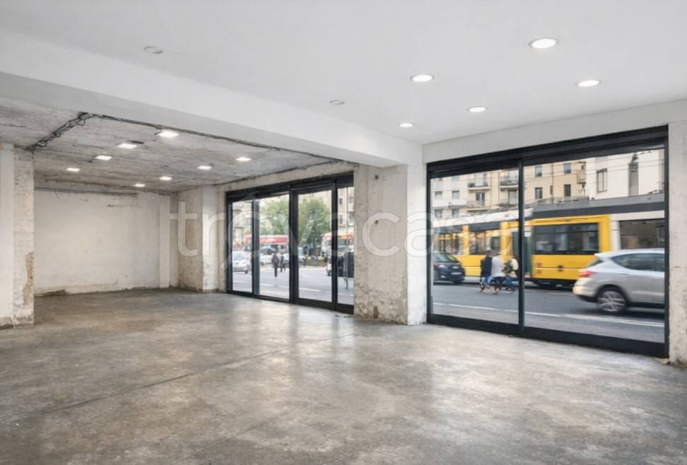 negozio in affitto a Milano in zona Porta Romana