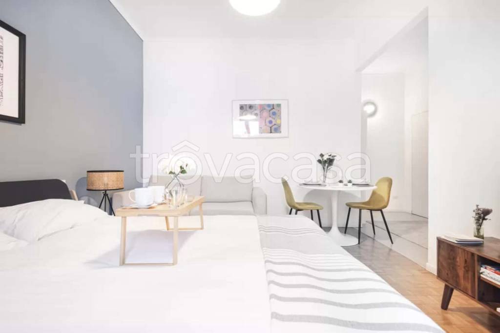 appartamento in affitto a Milano in zona Guastalla