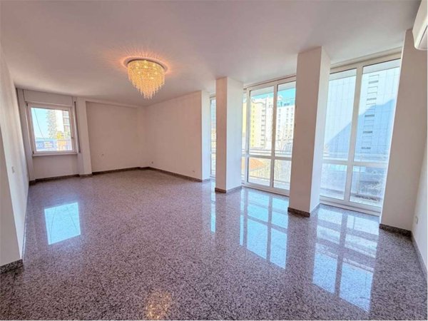 appartamento in affitto a Milano in zona Porta Nuova