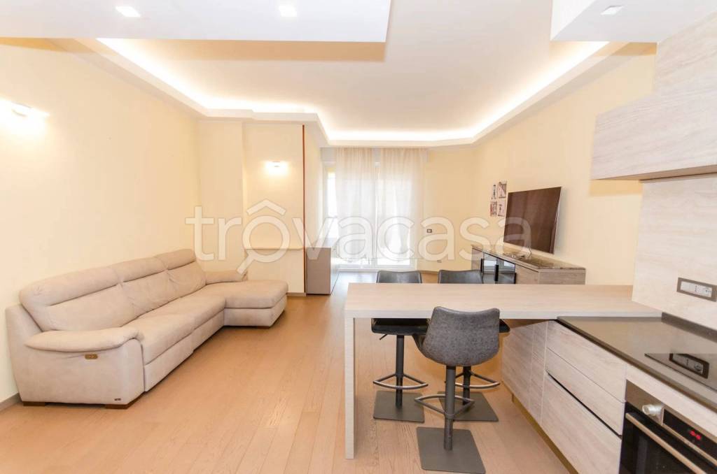 appartamento in affitto a Milano in zona Porta Nuova