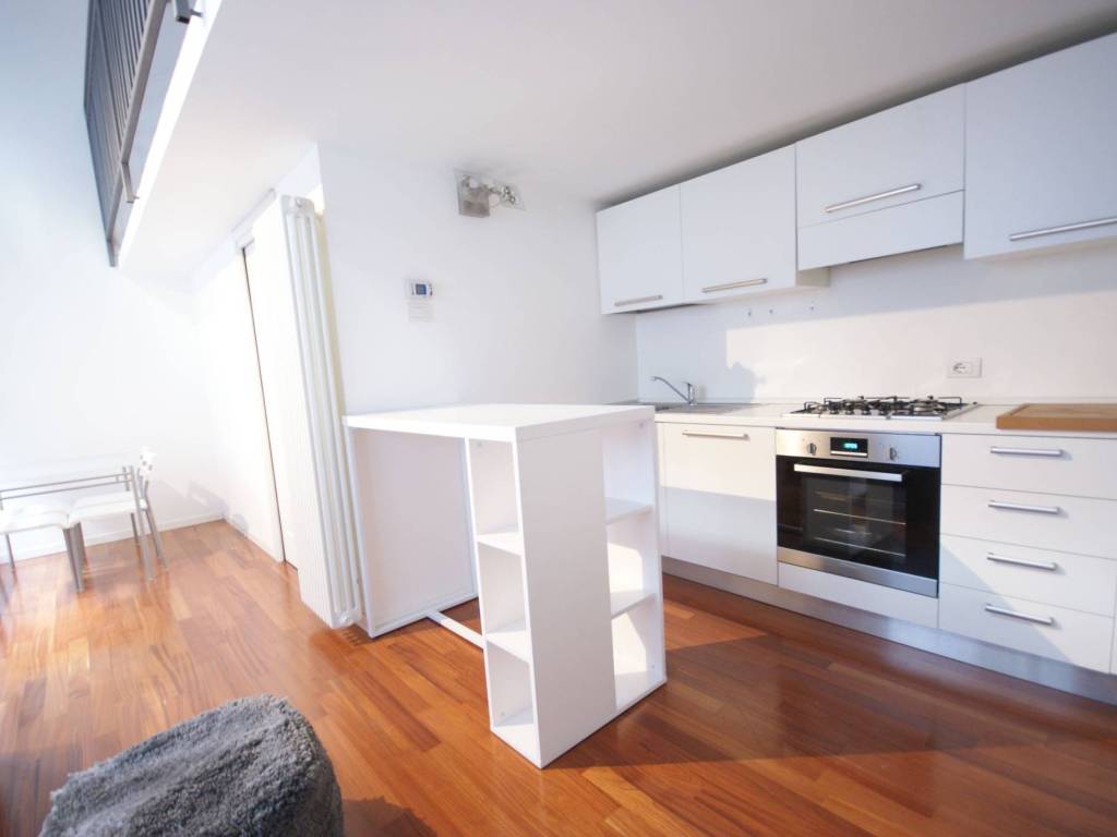 appartamento in affitto a Milano in zona Vigentino