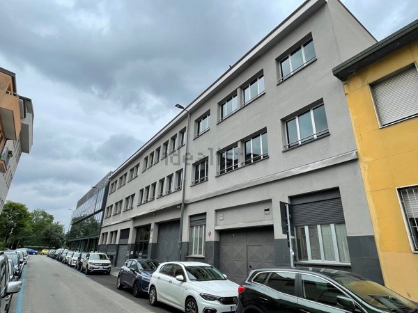 ufficio in affitto a Milano in zona Rogoredo