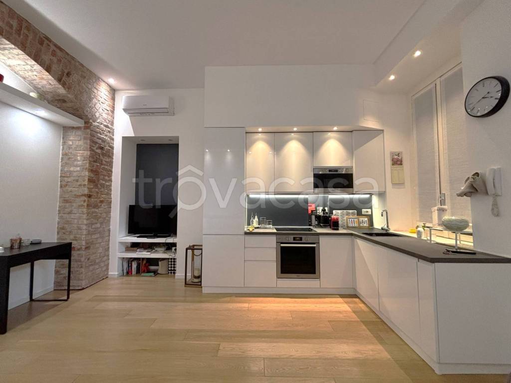 appartamento in affitto a Milano in zona Sempione