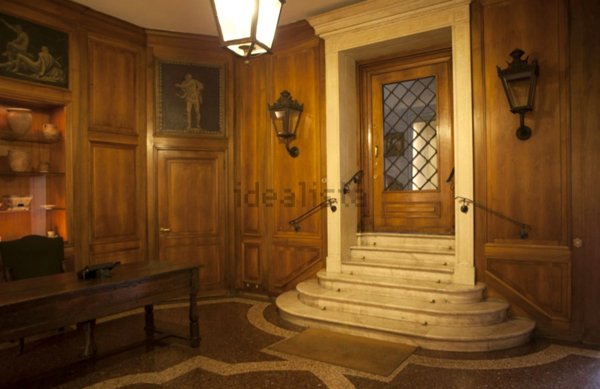 locale commerciale in affitto a Milano