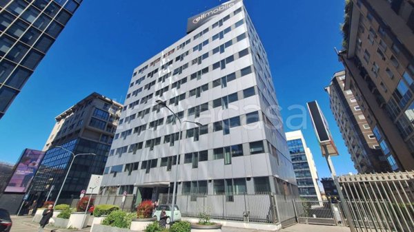 ufficio in affitto a Milano in zona Isola